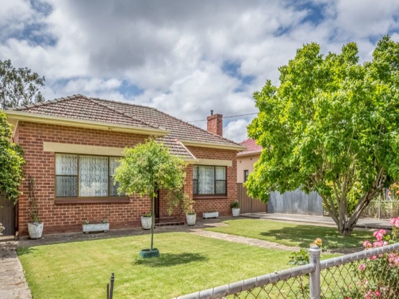 22 Laught Ave, Black Forest, SA 5035