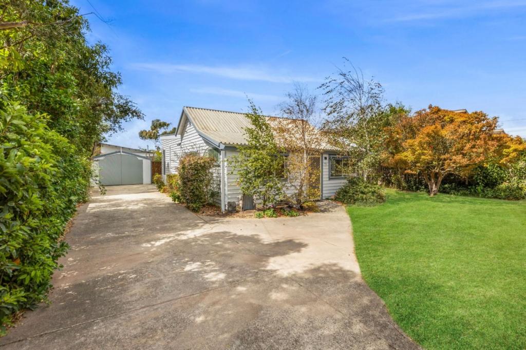 94 HITCHCOCK AVE, BARWON HEADS, VIC 3227