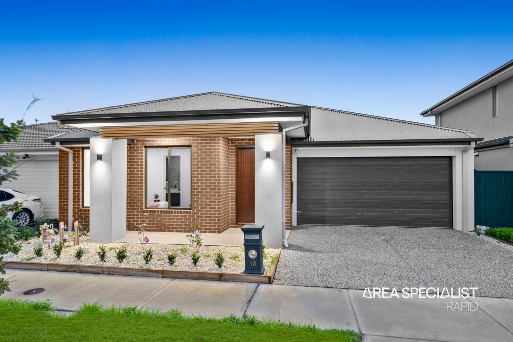13 Zebu Dr, Clyde North, VIC 3978