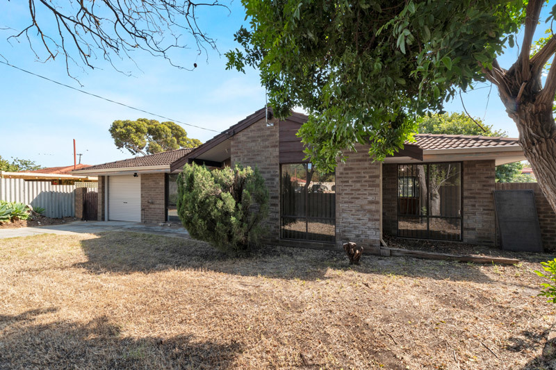 22 Carvie St, Hillman, WA 6168