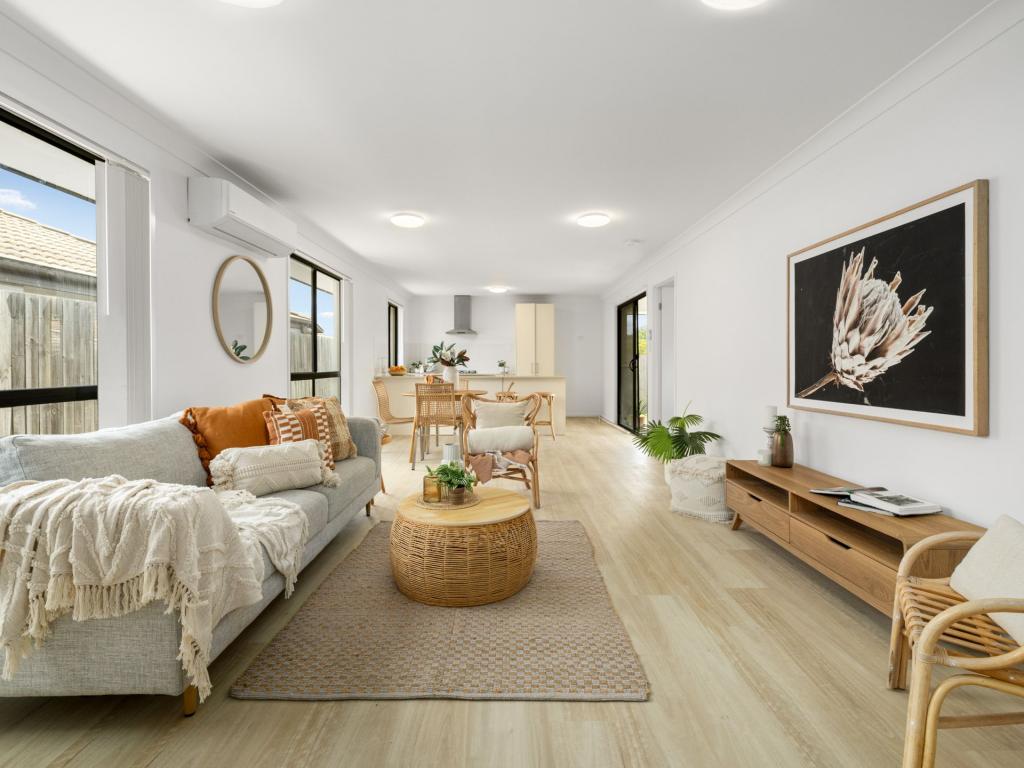 13 Hallvard Cres, Augustine Heights, QLD 4300