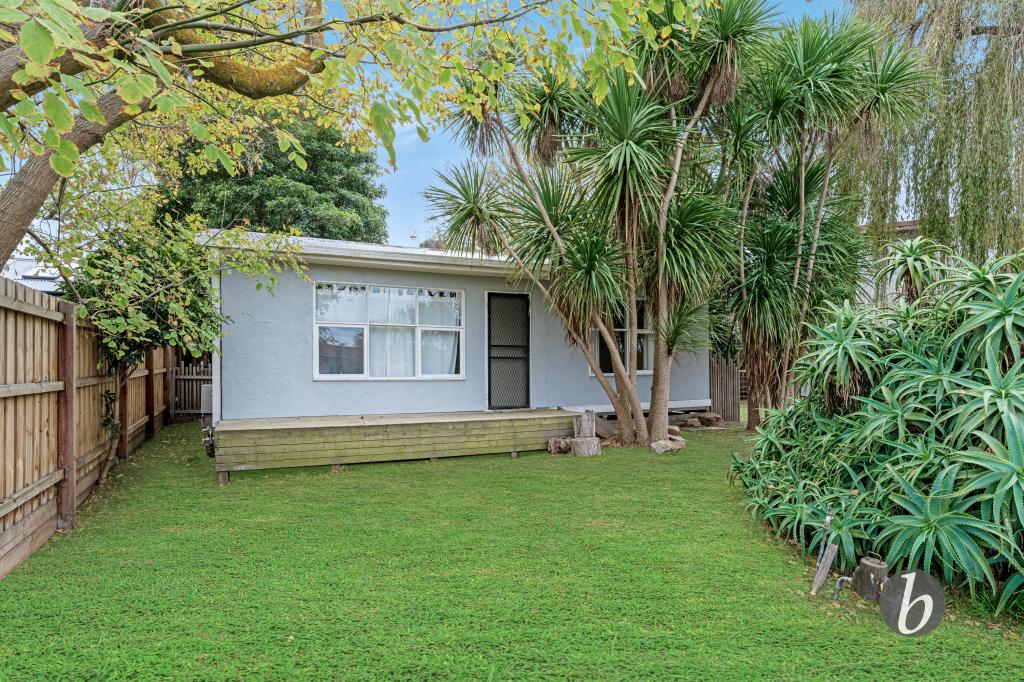15 Clyde Rd, Safety Beach, VIC 3936