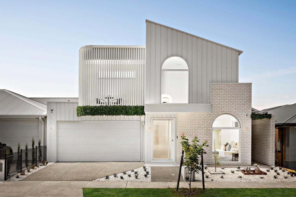 15 Fenway Rd, Greenvale, VIC 3059