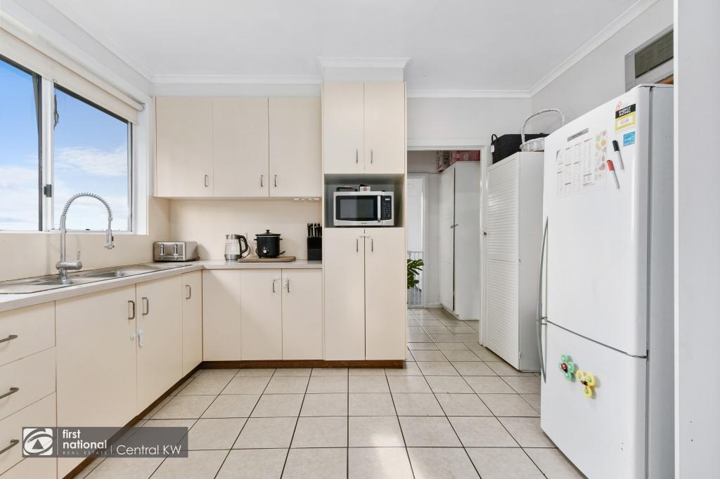 24 Tobruk St, Morwell, VIC 3840