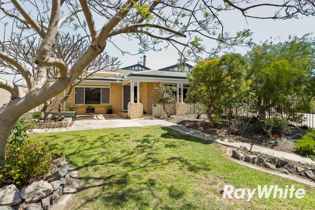 14 Moreton Cres, Warnbro, WA 6169