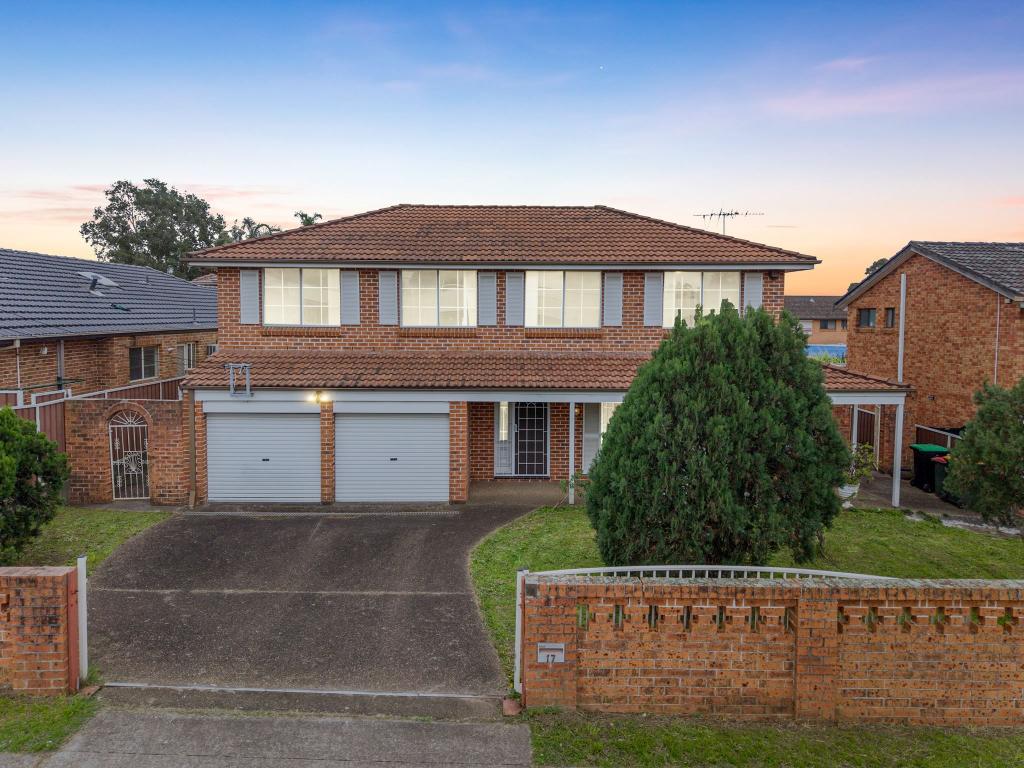 17 De Meyrick Ave, Casula, NSW 2170