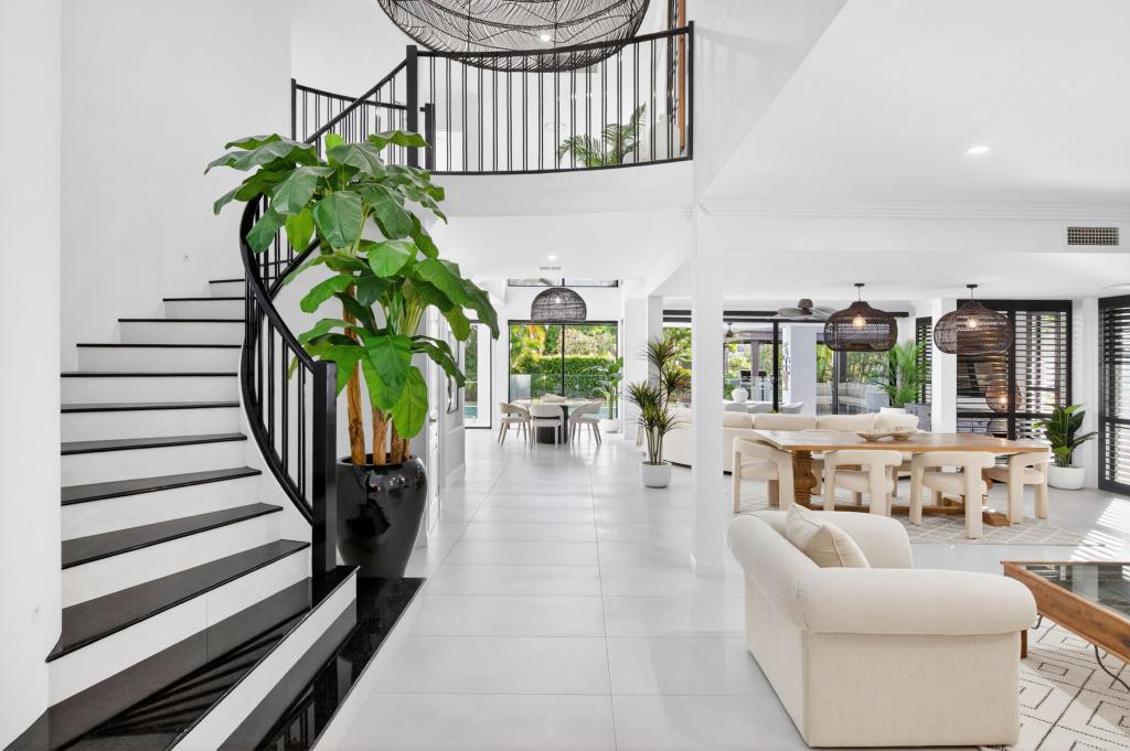 2097 The Circle, Sanctuary Cove, QLD 4212