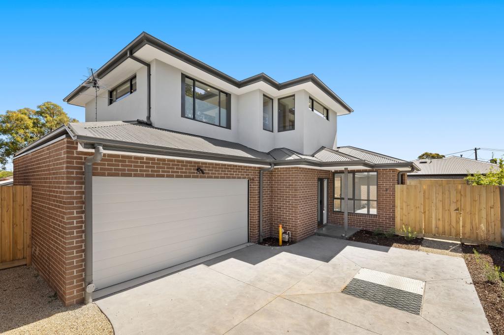 3/3 Tinarra Ct, Kilsyth, VIC 3137