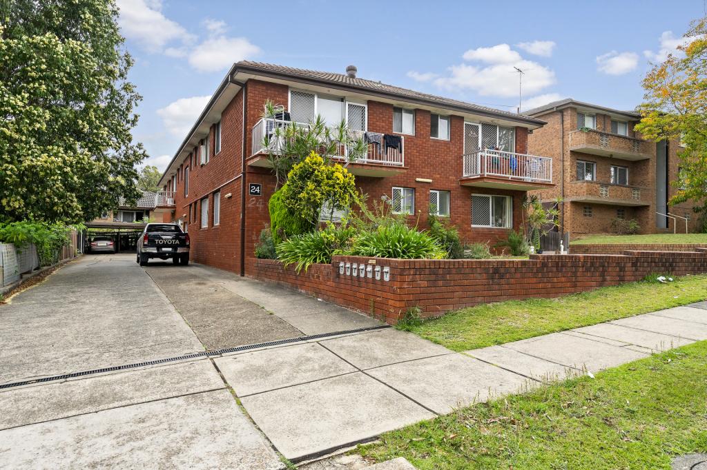 2/24 Birmingham St, Merrylands, NSW 2160