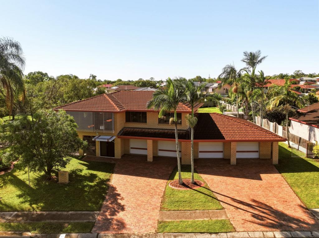 14 Eynsford St, Carindale, QLD 4152