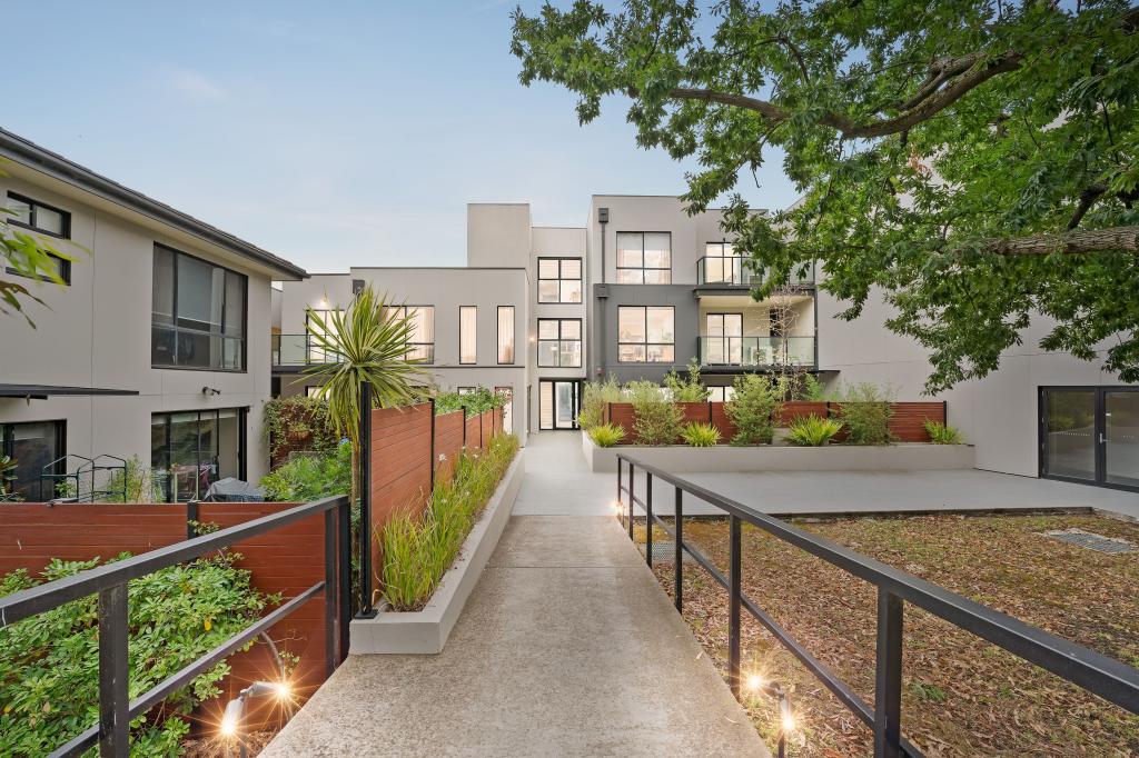 Unit 1, L2/315-319 Huntingdale Rd, Chadstone, VIC 3148