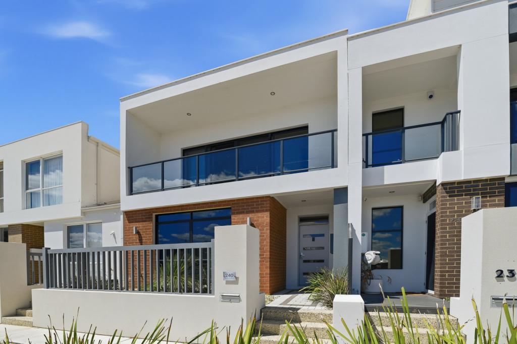 240 Leeuwin Bvd, Bushmead, WA 6055