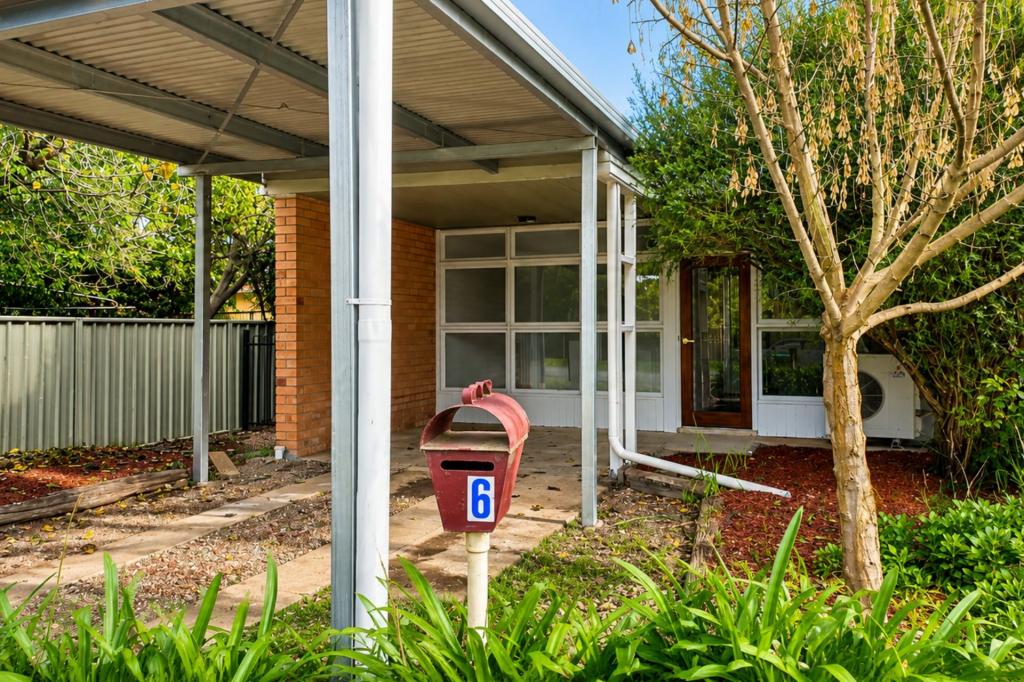 1/6 PASCOE ST, ROCHESTER, VIC 3561