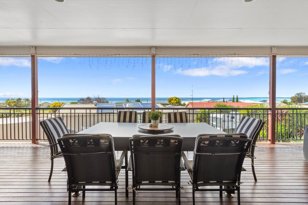19 Bay Cres, Point Turton, SA 5575