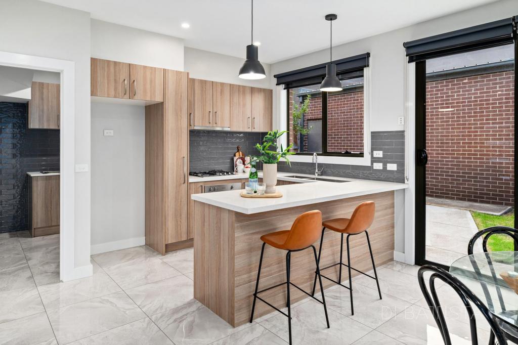 1/28 Paior Cct, Epping, VIC 3076