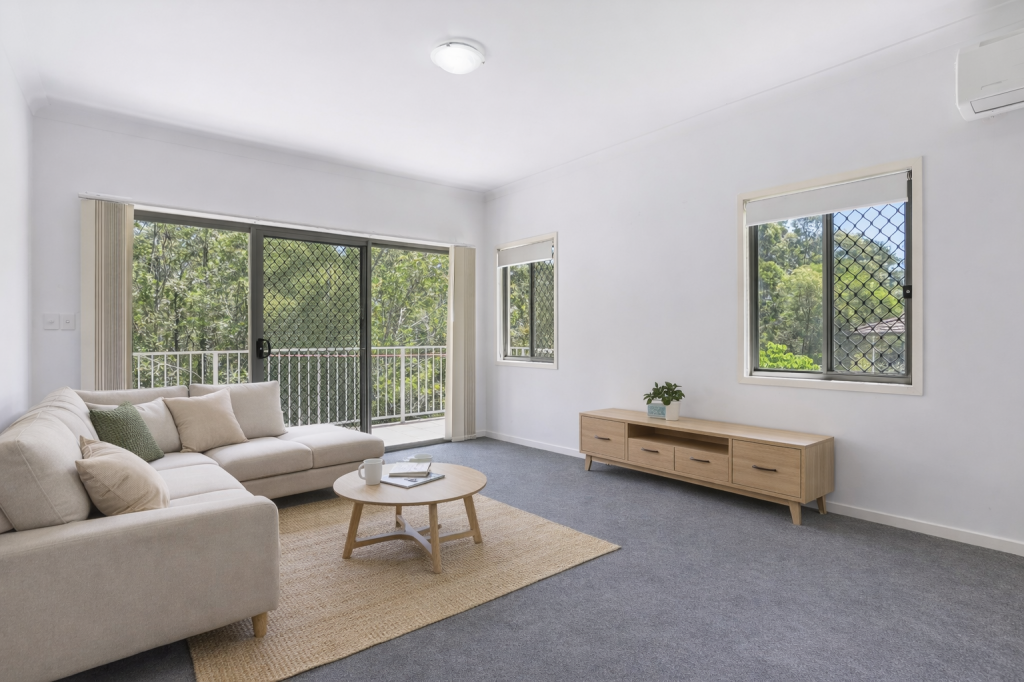 11/111 Mcauley Pde, Pacific Pines, QLD 4211