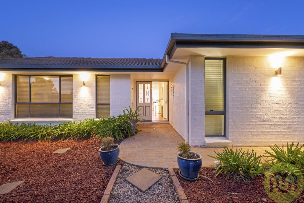 5 Orange Thorn Cres, Banks, ACT 2906