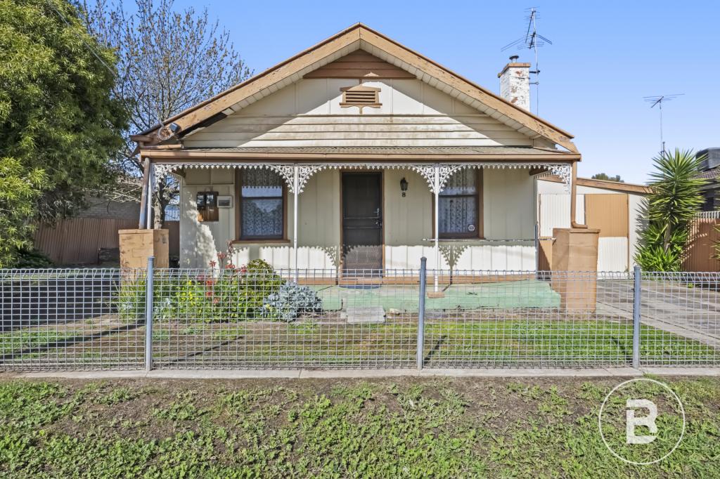 8 Carrick St, Maryborough, VIC 3465
