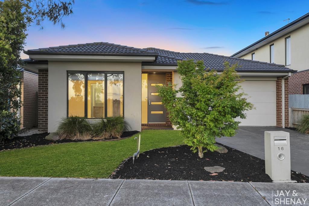 16 Lemongrove Way, Berwick, VIC 3806