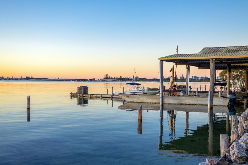 'RALSTON OYSTERS' GODWIN ST, FORSTER, NSW 2428