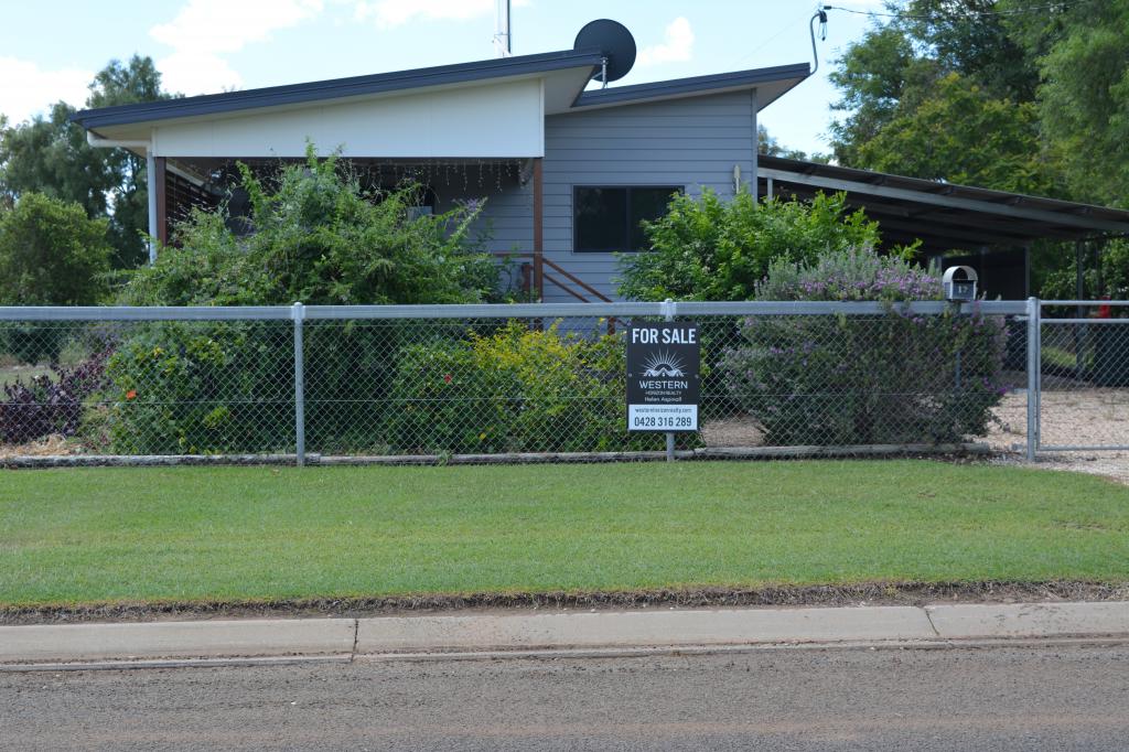 17 Thistle St, Blackall, QLD 4472