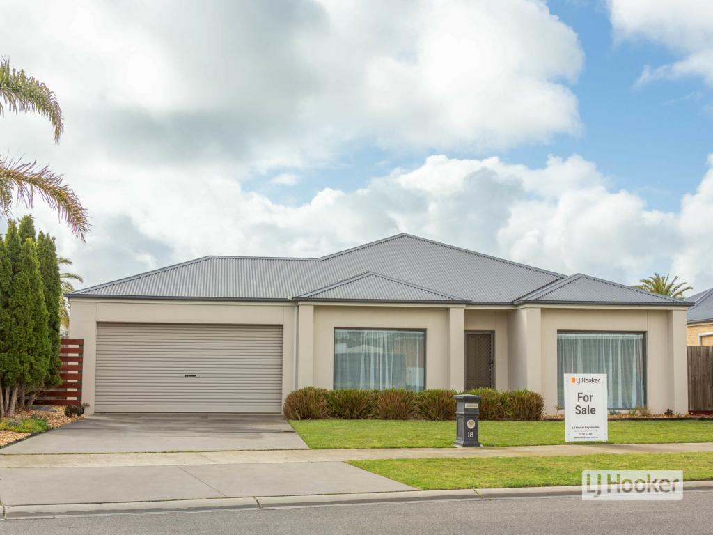 18 Sunset Bvd, Paynesville, VIC 3880