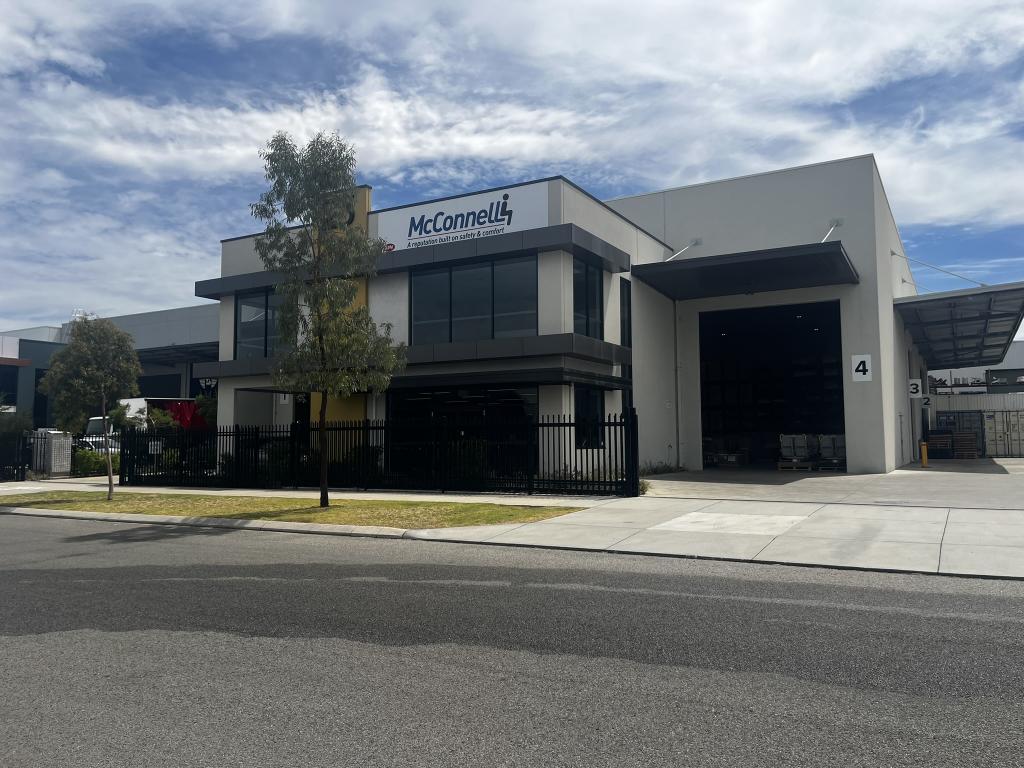 25 Radius Loop, Bayswater, WA 6053