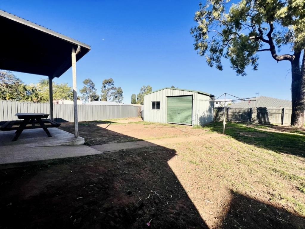 21 Archer Dr, Moranbah, QLD 4744