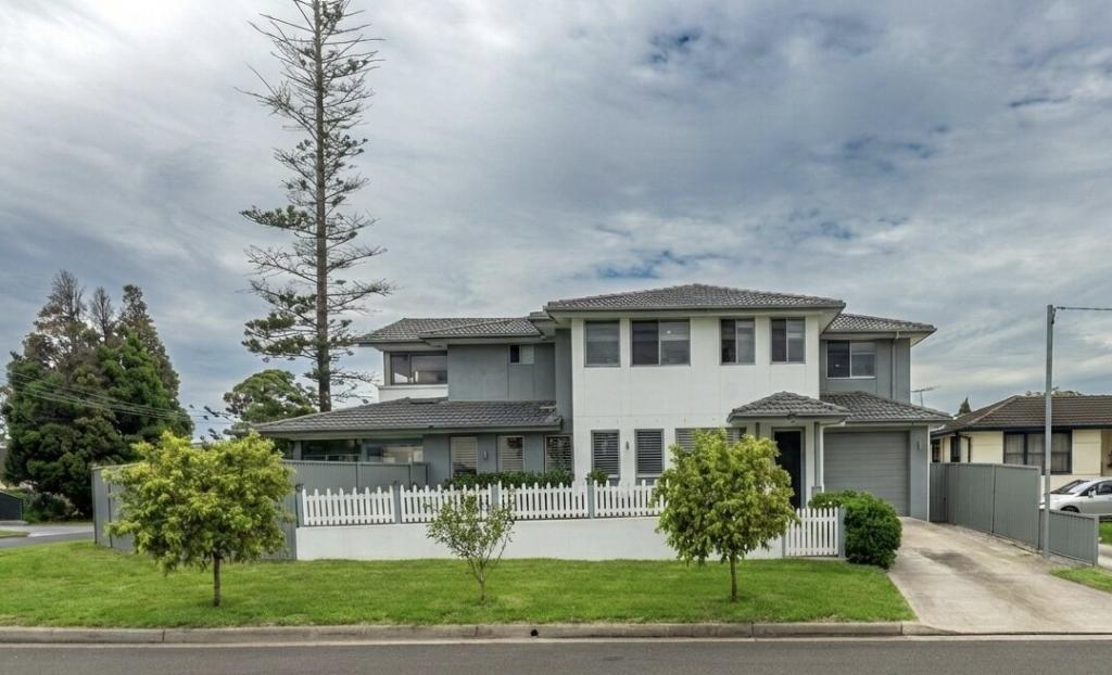 32B HARGRAVE RD, LALOR PARK, NSW 2147