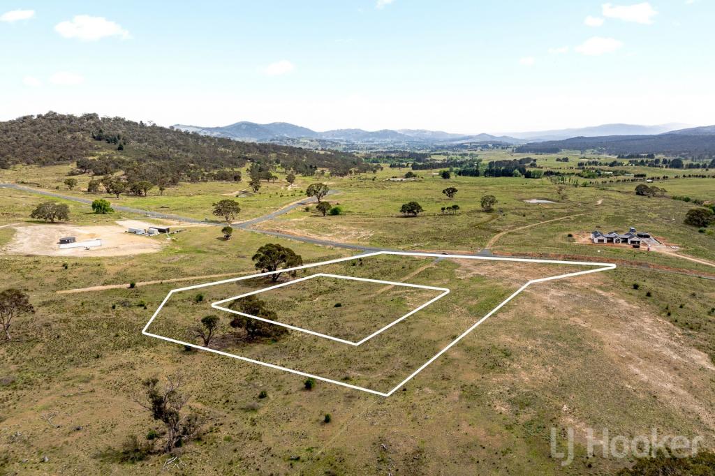 Level 305/139 Captain Robertson Dr, Burra, NSW 2620