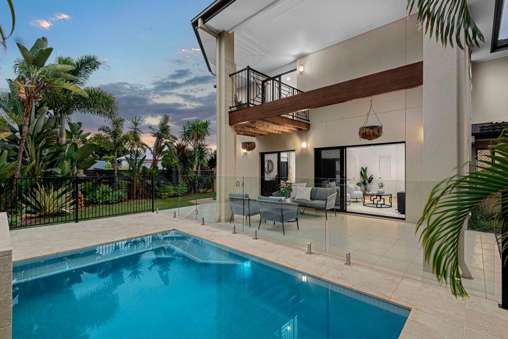 2 Goodenia Cres, Seventeen Mile Rocks, QLD 4073