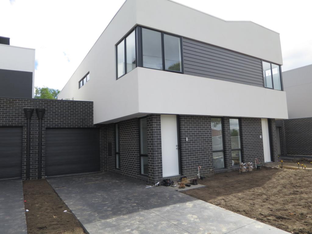 5B MCMILLAN ST, CLAYTON, VIC 3168