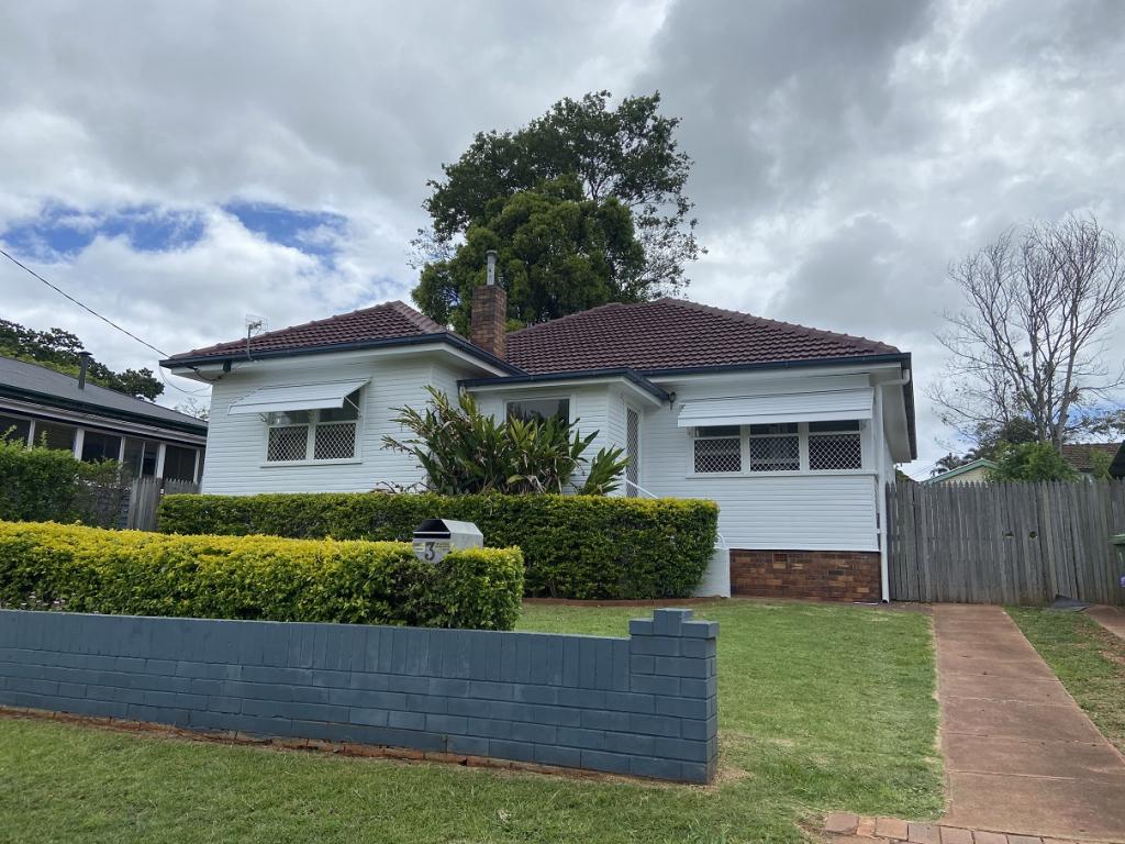 3 Beelbee St, Harristown, QLD 4350