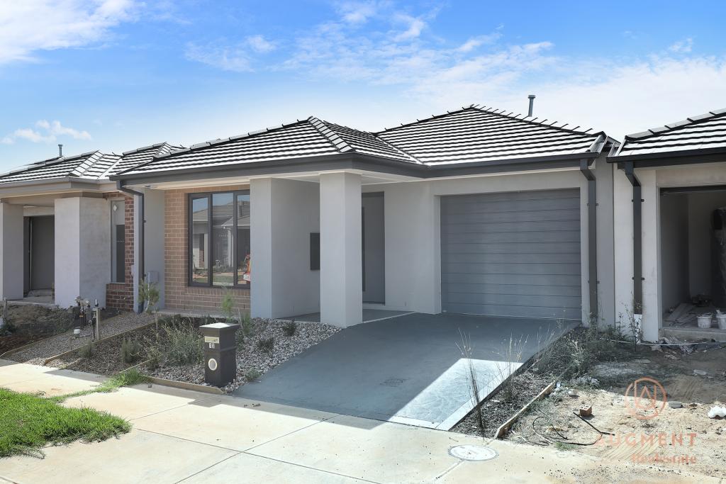 13 Staccato Tce, Strathtulloh, VIC 3338