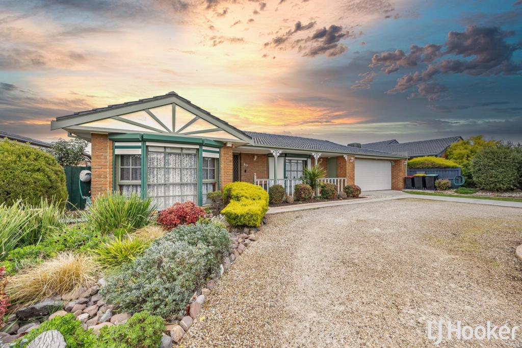 49 Black Dog Dr, Brookfield, VIC 3338