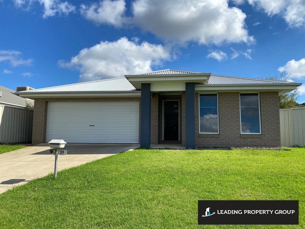 39 HANRAHAN ST, HAMILTON VALLEY, NSW 2641