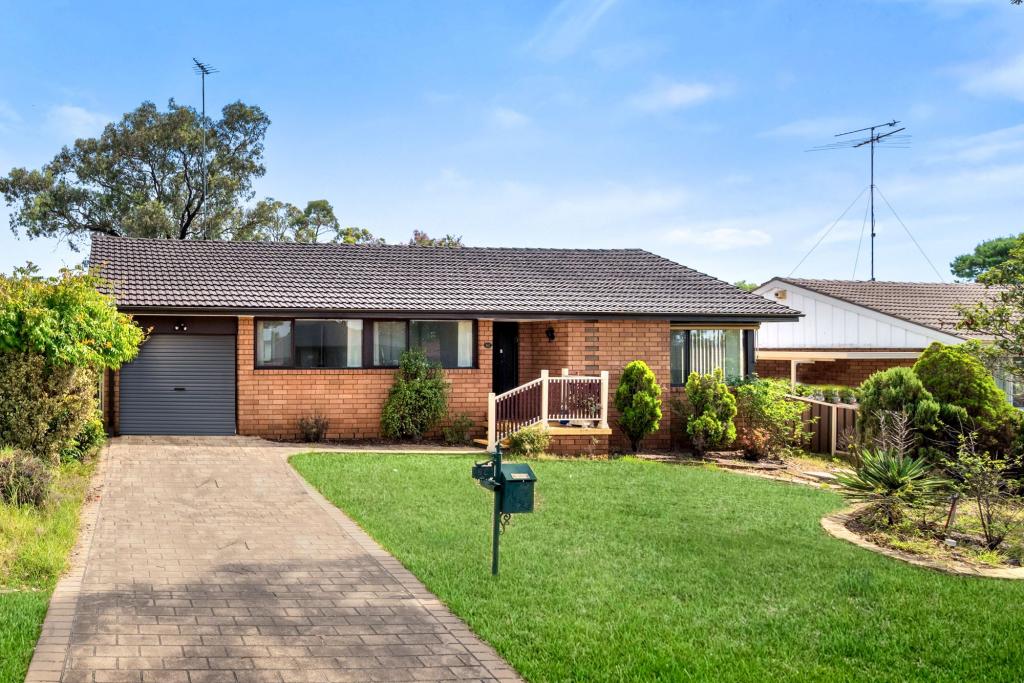 60 Tallowwood Cres, Bradbury, NSW 2560