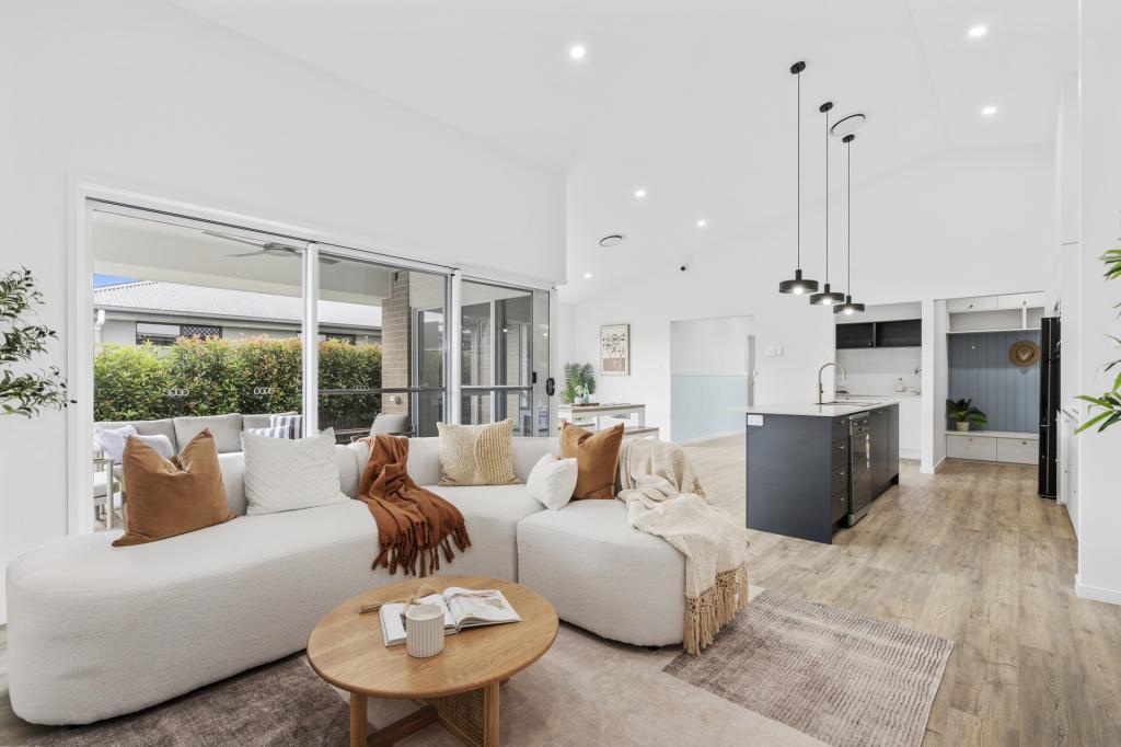 12 Gunsynd Dr, Beaudesert, QLD 4285