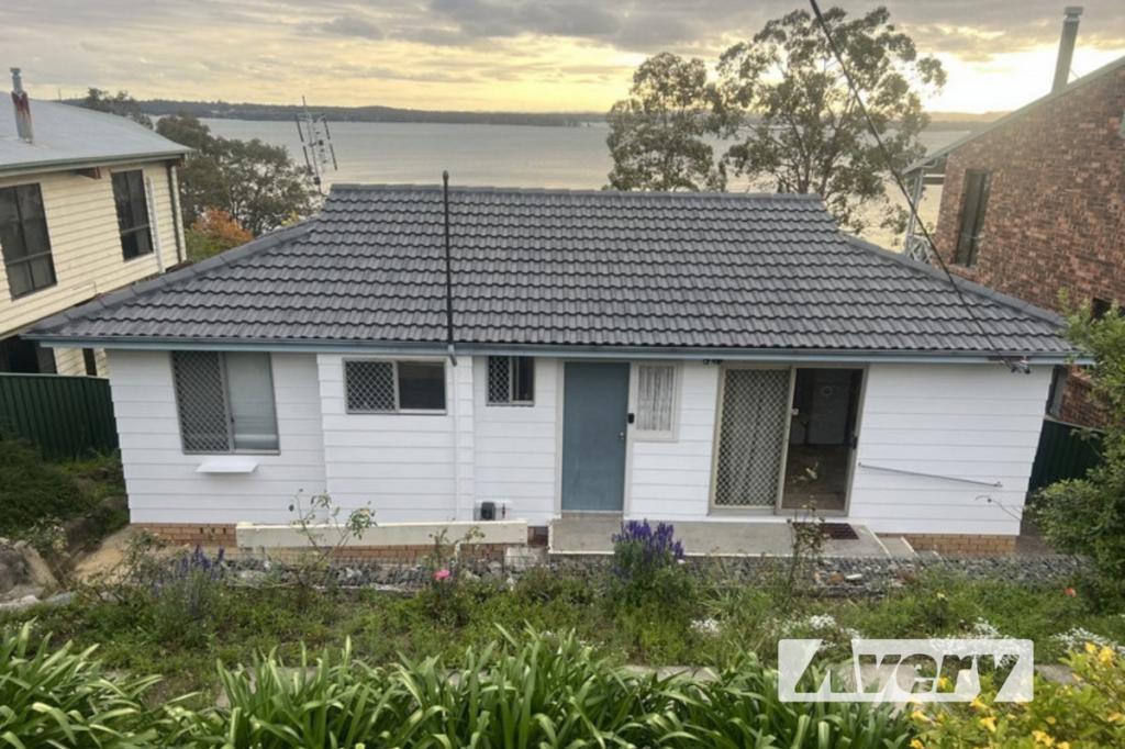 95 Lakeview Rd, Wangi Wangi, NSW 2267