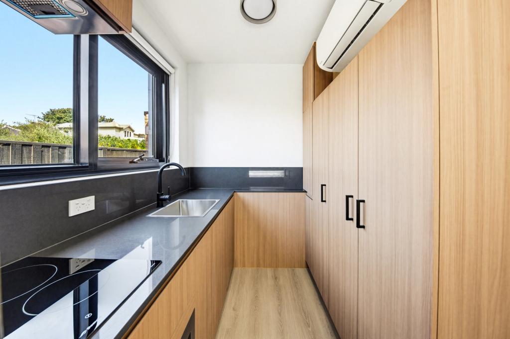 2/20 Pine St, Hawthorn, VIC 3122