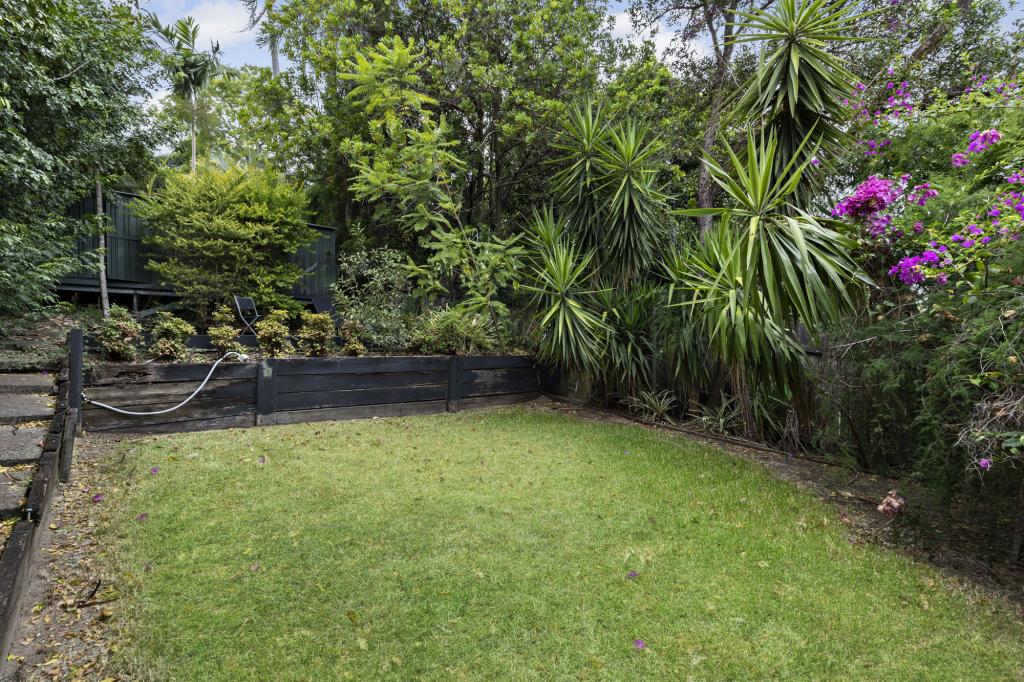 273 Bennetts Rd, Norman Park, QLD 4170