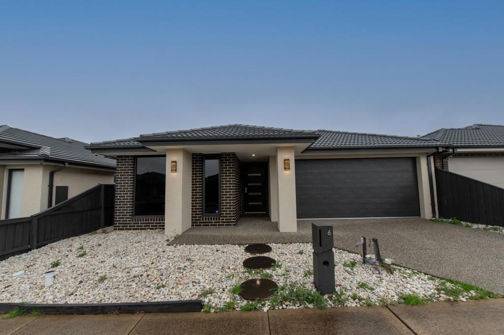 6 ROZAS AVE, WOLLERT, VIC 3750