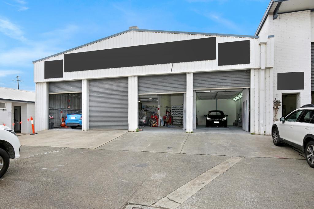 Panel Shop/106 Gipps St, Wollongong, NSW 2500
