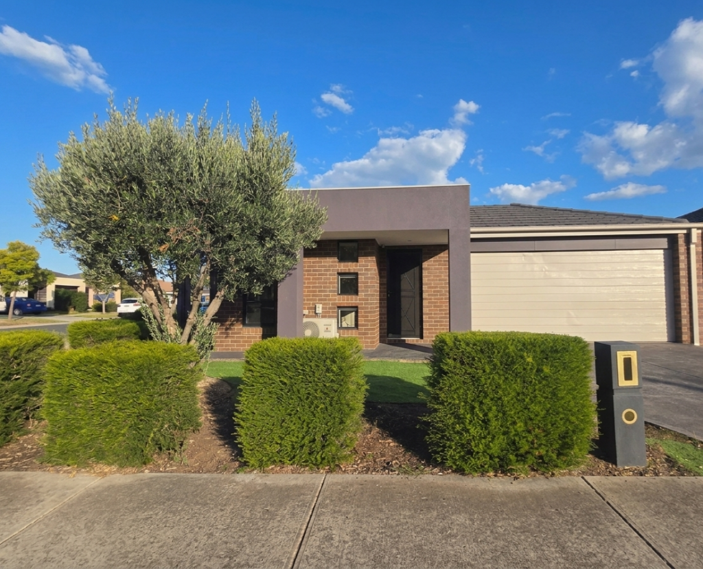 1 Rodeo Gr, Point Cook, VIC 3030