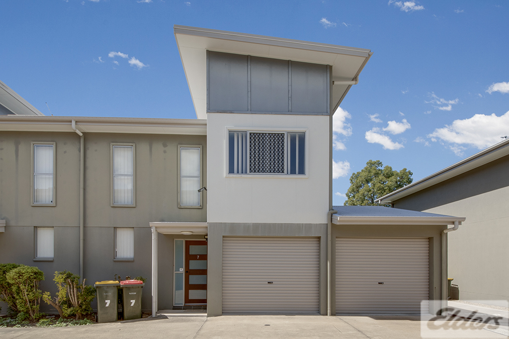 7/214-216 OAKA ST, SOUTH GLADSTONE, QLD 4680