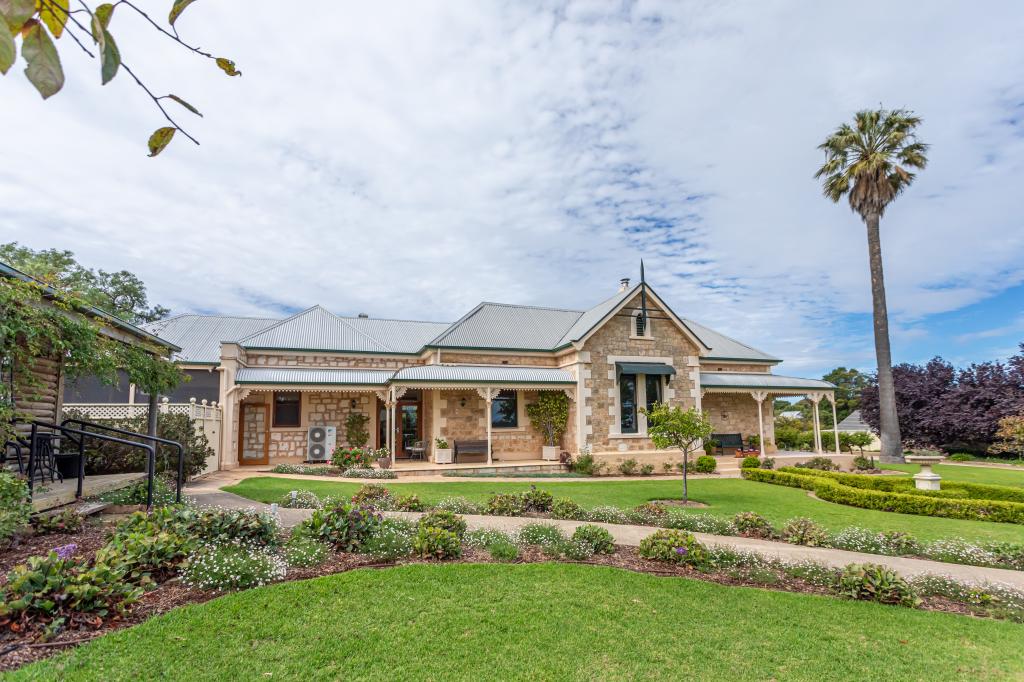 43 Gordon St, Naracoorte, SA 5271