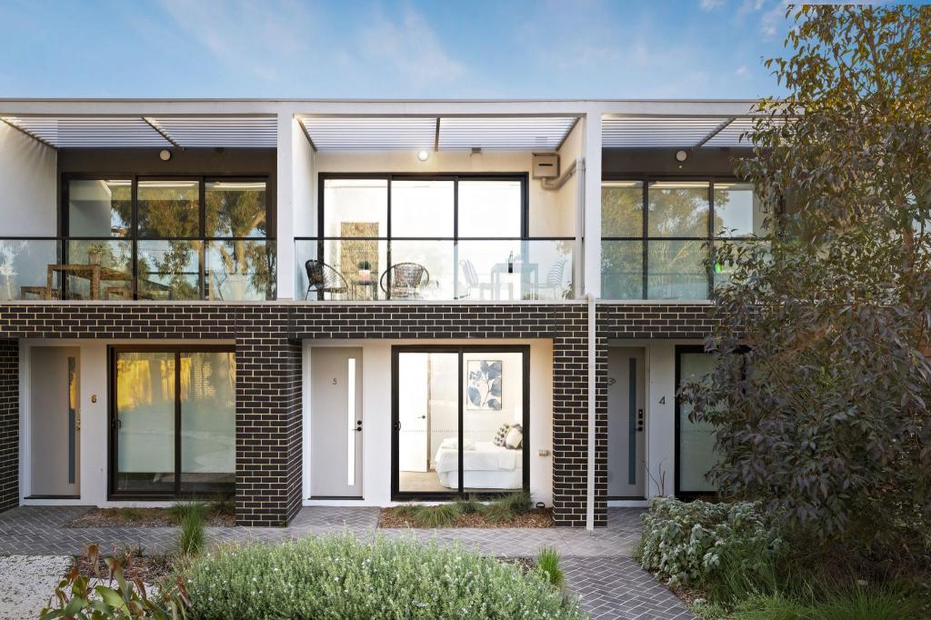 5 Stanford Cl, Mulgrave, VIC 3170