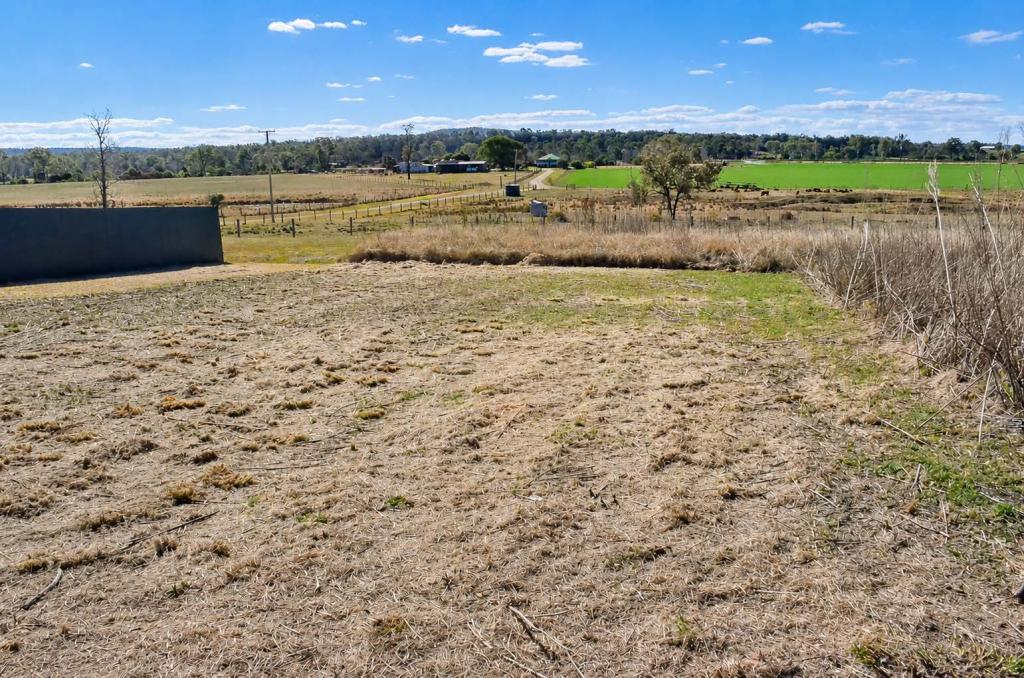 7-8 Kingaroy-Cooyar Rd, Brooklands, QLD 4615