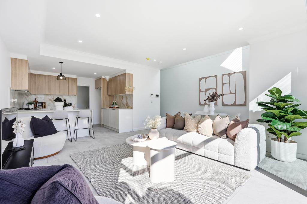 4/18 Carinya Rd, Girraween, NSW 2145