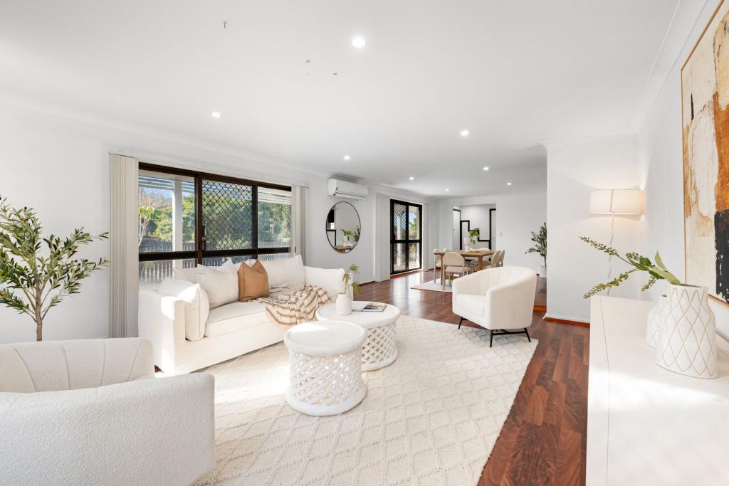 2 Edred St, Carindale, QLD 4152
